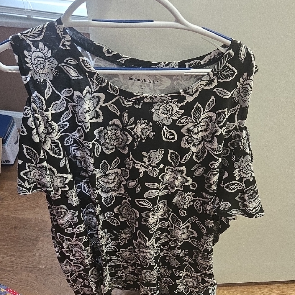 Woman Within Black and White Floral Short Sleeve Top